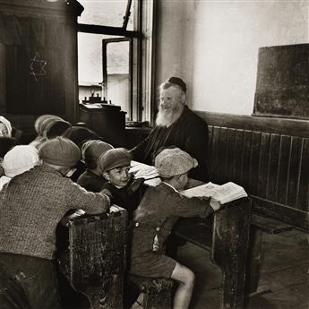 ROMAN VISHNIAC (1897-1990) A portfolio entitled The Vanished World. 1936-38; printed 1977.